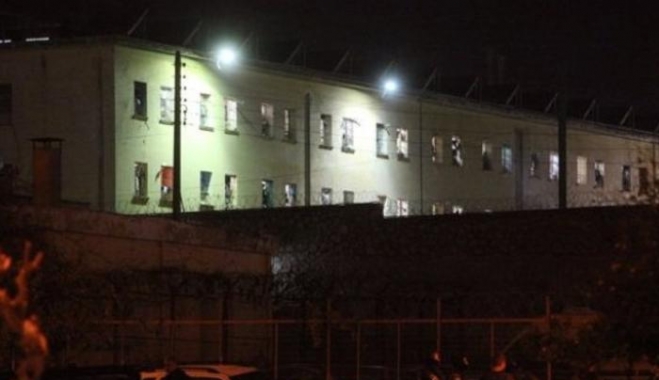 Οι Πυρήνες της Φωτιάς ξαναχτυπούν με απειλές κατά πολιτικών και αστυνομικών