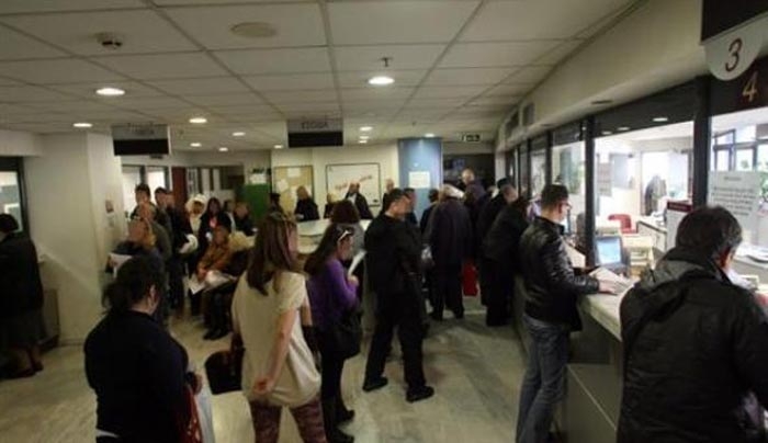 Πόσο αυξάνονται οι δόσεις για 268.000 οφειλέτες ταμείων