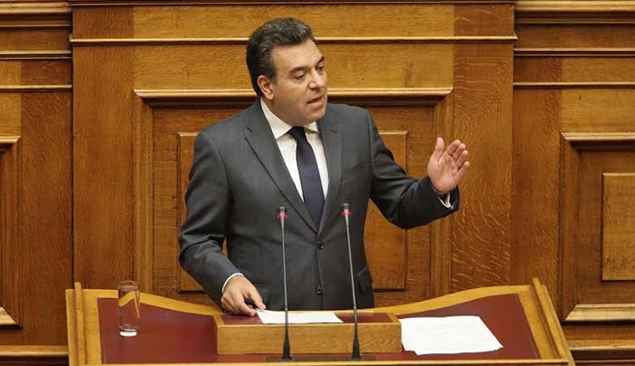 ΜΑΝΟΣ ΚΟΝΣΟΛΑΣ: Ποια συμφωνία υπαγορεύει την ίδρυση Κλειστού Προαναχωρησιακού Κέντρου στην Κω στον τρίτο τουριστικό προορισμό της χώρας;