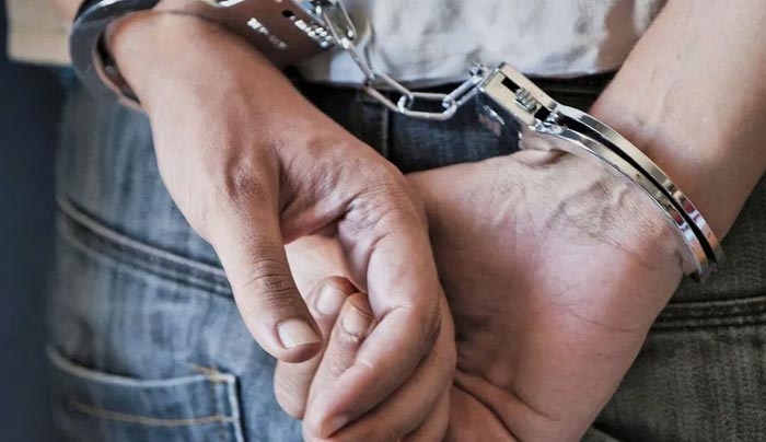 15χρονος τσιγγάνος στην Κω, έκλεψε σπίτι!
