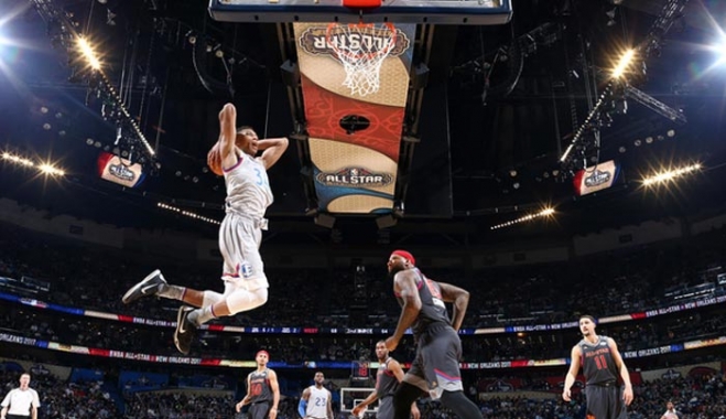 To NBA υποκλίθηκε στον τεράστιο Αντετοκούνμπο (βίντεο)