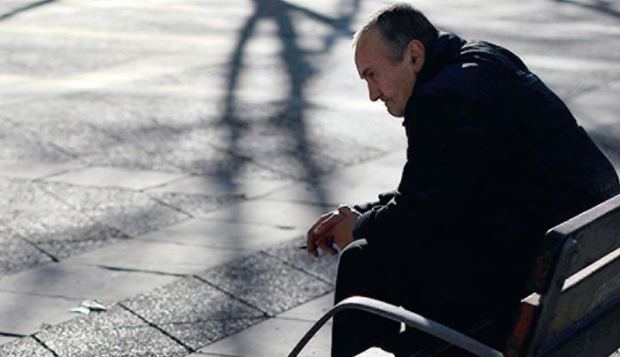 Νέο σοκ με το ΕΚΑΣ: Μείωση έως και 50% για 250.000 συνταξιούχους