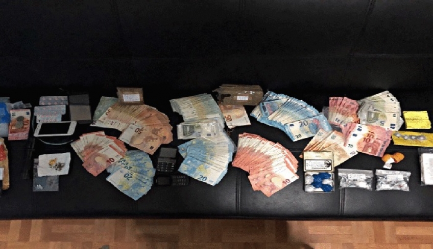 Τέλος σε ένα ακόμη κανάλι διοχέτευσης ναρκωτικών κατάφεραν να βάλουν αστυνομικοί στην Κάλυμνο, με τη σύλληψη δυο 48χρονων ημεδαπών