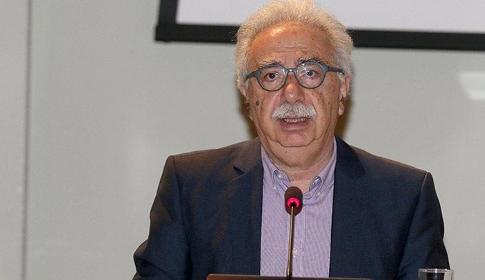Νέα κωλοτούμπα με τις Πανελλαδικές: Το σύστημα να αλλάξει, όχι να καταργηθούν