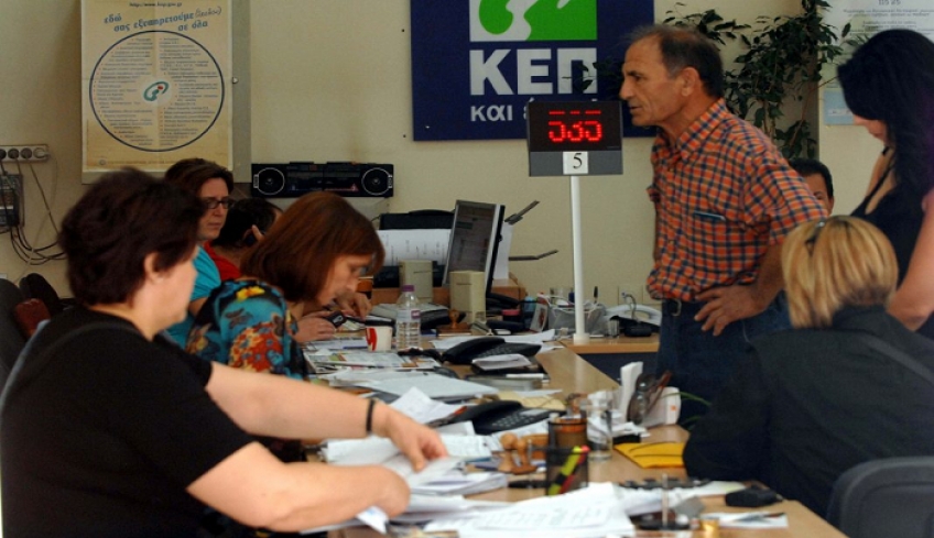 ΚΕΠ: Μόνο τηλεφωνική ή διαδικτυακή εξυπηρέτηση σε όσα δεν έχουν υαλοπίνακες
