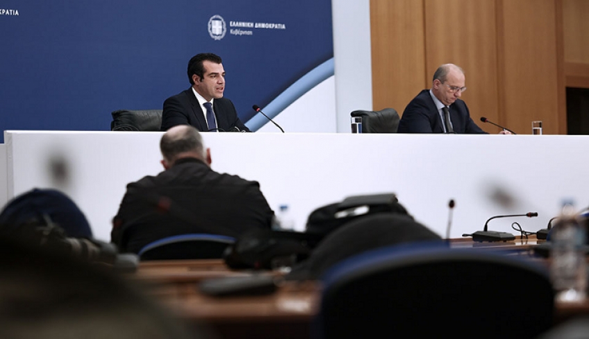 Πλεύρης: Μέτρα στη διασκέδαση μετά τις γιορτές για 15 ημέρες – Προειδοποίηση για τα γήπεδα