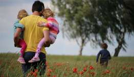 Επίδομα παιδιού: Πότε καταβάλλεται η τέταρτη δόση – Πότε ανοίγει η πλατφόρμα για νέες αιτήσεις