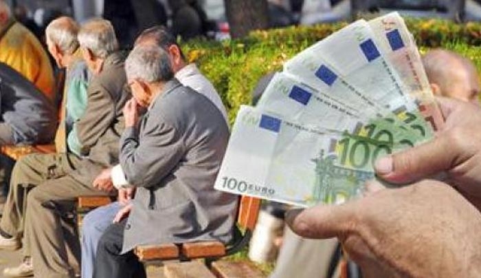 Έφθασε η ώρα για τις περικοπές σε κύριες και επικουρικές συντάξεις