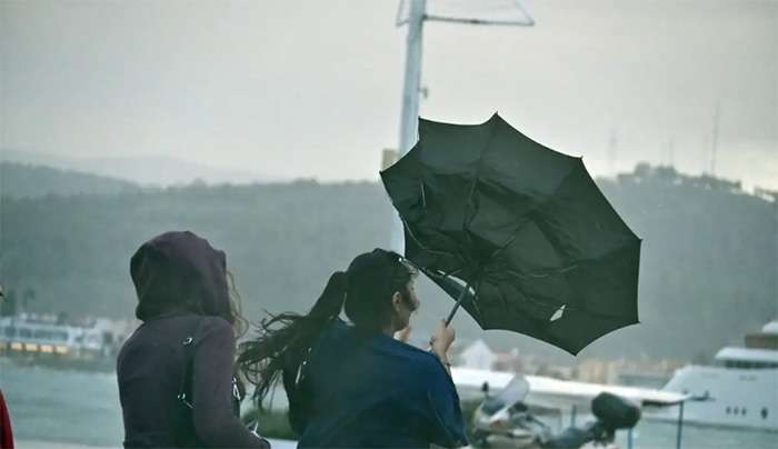 Καιρός σήμερα: Άνοδος της θερμοκρασίας και ισχυροί άνεμοι έως 8 μποφόρ – Βροχές και χιόνια στην Κρήτη