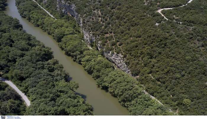 Συναγερμός για την Κοιλάδα των Τεμπών, στα 18 μέτρα το ύψος του νερού