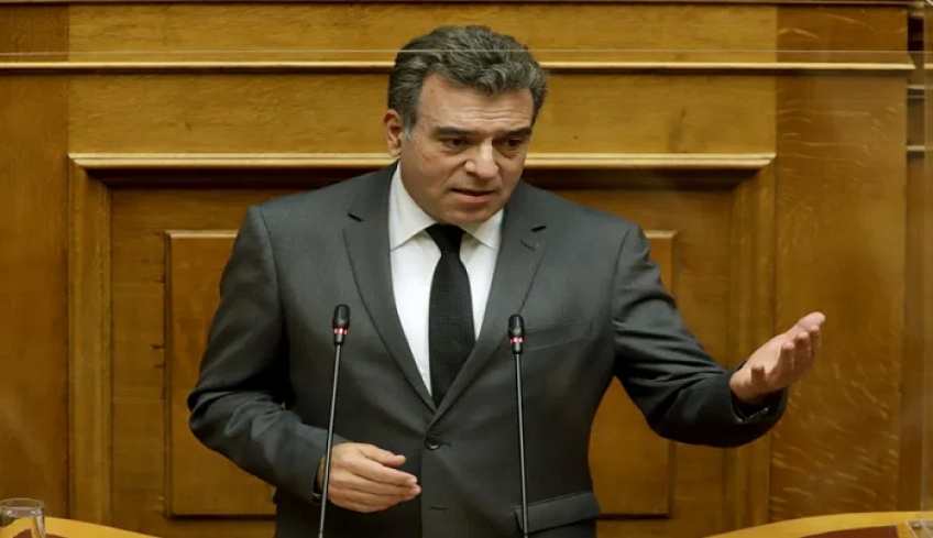Τη στήριξη των παραγωγών οπωροκηπευτικών προϊόντων των νησιών που η παραγωγή τους μένει αδιάθετη, πρότεινε ο Μάνος Κόνσολας