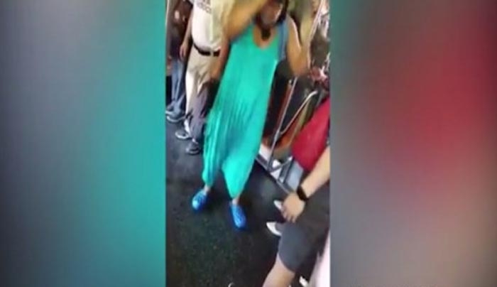 Πανικός στο μετρό της Νέας Υόρκης! Άφησε ελεύθερους γρύλους και σκουλήκια μέσα σε βαγόνι [vid]