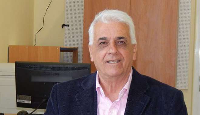 Κ. Καϊσερλης: Ο Δε Λαστίκ μου απαγγέλλει Αριστοτέλη! Έστιν ουν τραγωδία μίμισης πράξεως σπουδαίας και τελείας