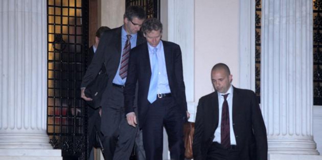 Ευρωχαστούκι στην τρόικα την ώρα που εφαρμόζουμε ό,τι μας λένε: "Είχαν στόχο την εσωτερική υποτίμηση στην Ελλάδα"