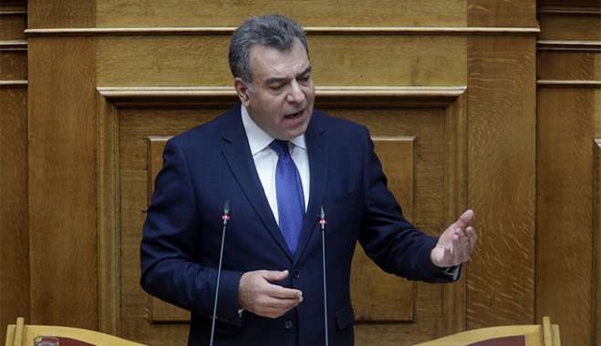 ΜΑΝΟΣ ΚΟΝΣΟΛΑΣ: «Να διευκολυνθεί η διαδικασία για την μετάκληση αλιεργατών από τρίτες χώρες»