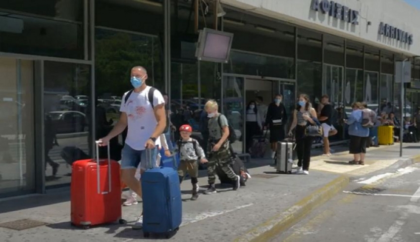 «Καλά κρατεί» και ο τουριστικός Σεπτέμβριος στο Νότιο Αιγαίο - Εξαιρετικά υψηλές οι αφίξεις το πρώτο δεκαήμερο σε Κυκλάδες και Δωδεκάνησα.