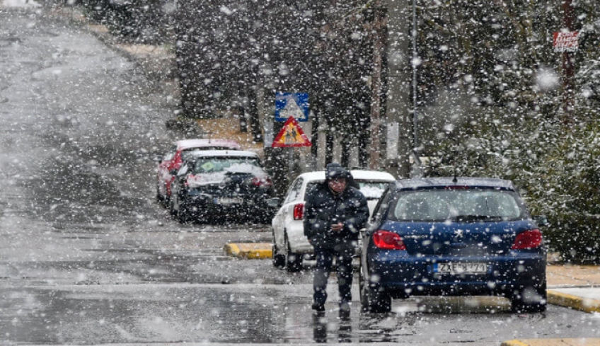 Καιρός: Νέο κύμα κακοκαιρίας με χιόνια και στην Αττική