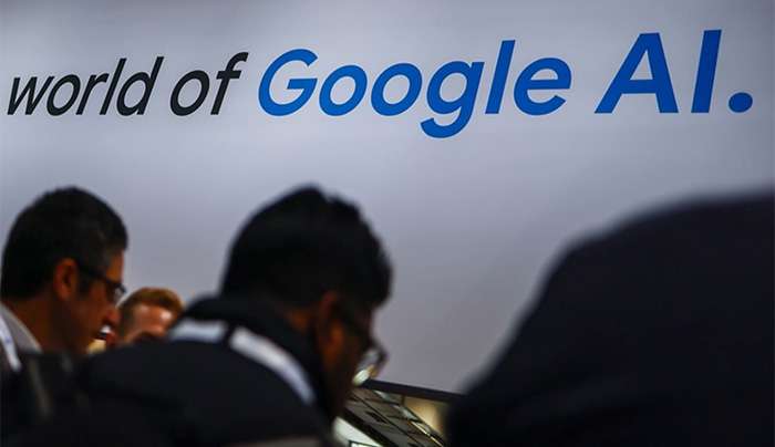 Η OpenAI απειλεί τα "παραδοσιακά" έσοδα της Google