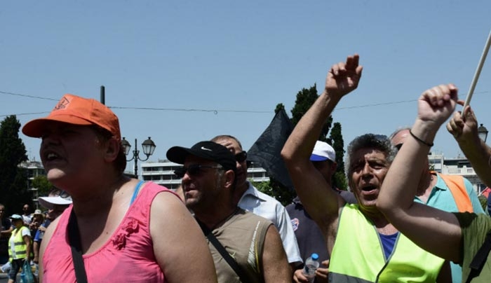 «Καζάνι που βράζει» και πάλι οι δήμοι- Νέα μάχη για τους συμβασιούχους