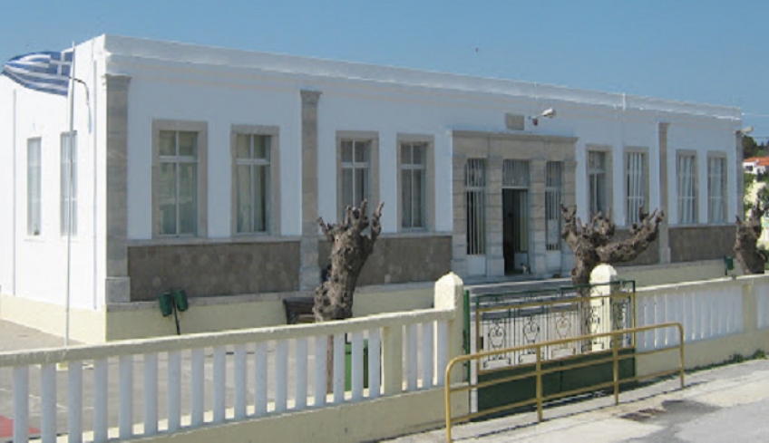Δωρεά 1650 ευρώ του κ. Νικόλαου Ιερομνήμων στο Δημοτικό σχολείο Καρδάμαινας