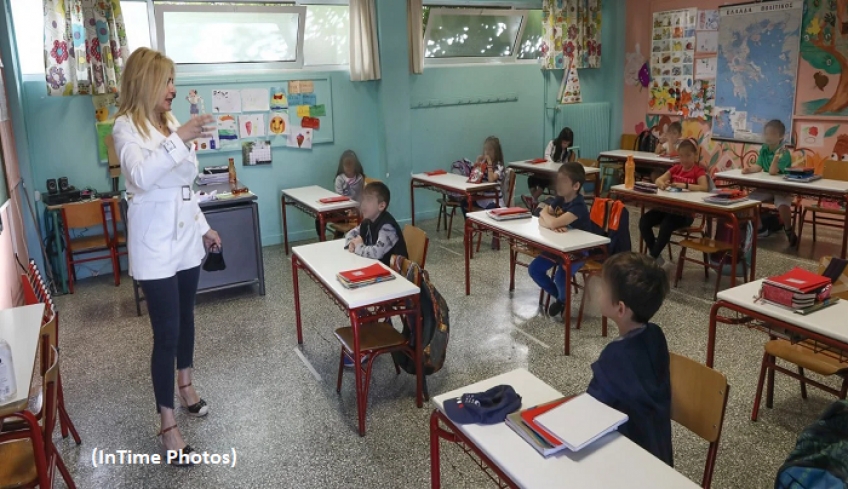 Σχολεία: Tέρμα στην ταλαιπωρία των εκπαιδευτικών από τους αρνητές εμβολίων και τεστ