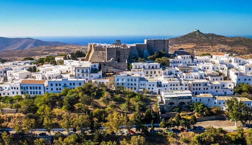 Πάτμος – Στα 5 ελληνικά νησιά που έχουν λατρέψει οι Αμερικάνοι