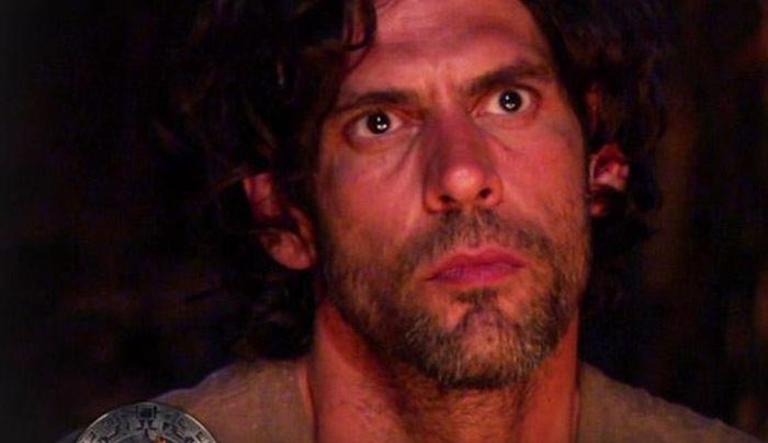 Survivor: Γιατί οι Διάσημοι έστειλαν τον Σπαλιάρα στους Μαχητές
