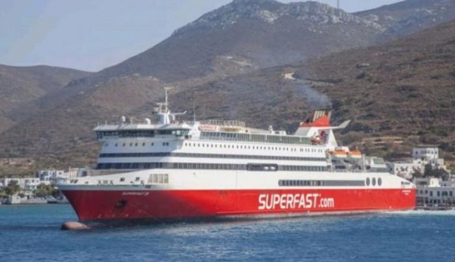 Το Superfast αποχαιρετά την Αμοργό κάνοντας…. χορευτικά στη θάλασσα (Video)