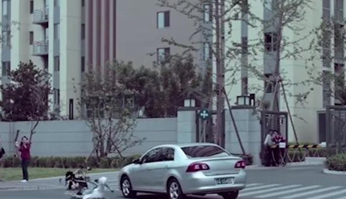 Γροθιά στο στομάχι τα τρία βίντεο από το Παγκόσμιο Φεστιβάλ Ταινιών Ασφαλούς Οδήγησης