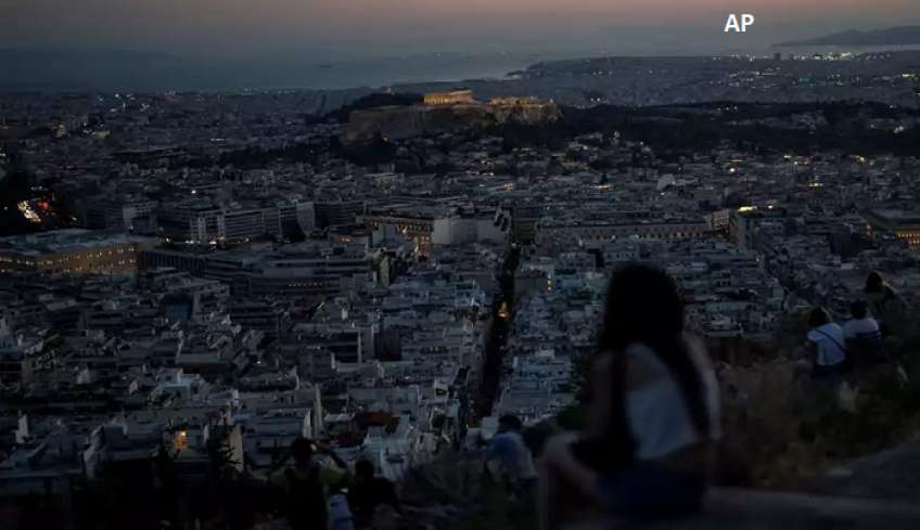 Πονοκέφαλος για την αύξηση των επιτοκίων: Τι ζητεί από τις τράπεζες η κυβέρνηση - Αγωνιούν τα νοικοκυριά για θέρμανση