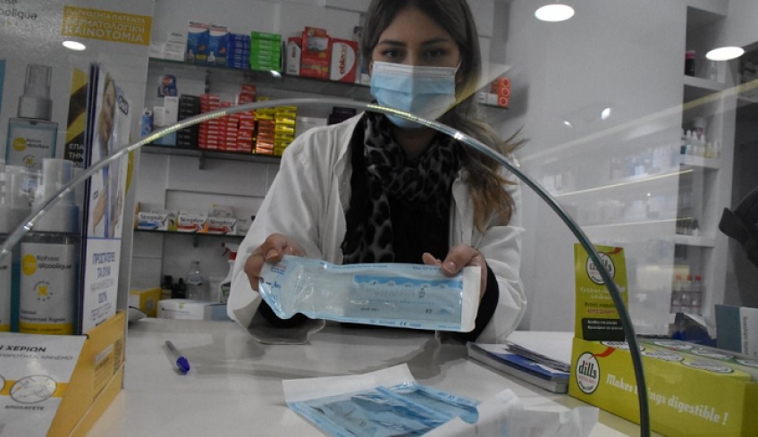 Κορωνοϊός - Self test: Στο τραπέζι η εξαίρεση για τους πλήρως εμβολιασμένους - Αποφασίζουν οι ειδικοί