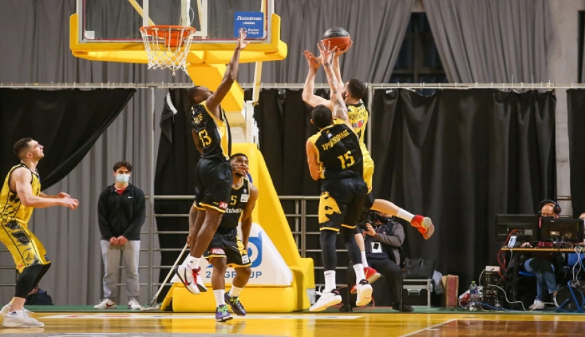 Άρης – ΑΕΚ 68-73: «Απέδρασε» από το Παλέ η Ένωση