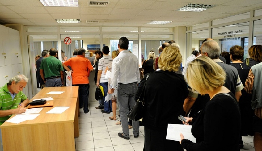 Τέλος οι ουρές στις εφορίες για ληξιαρχικές πράξεις γάμου, γέννησης, διαζυγίου, θανάτου