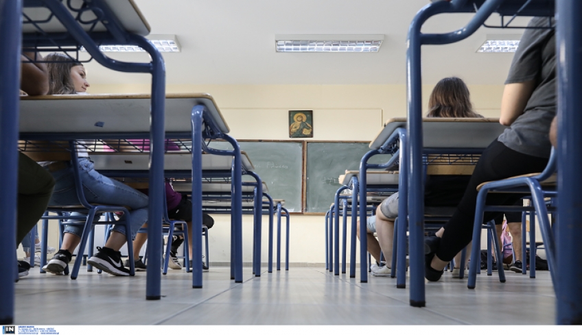 Κεραμέως: Συνυπολογισμός βαθμού όλων των τάξεων του Λυκείου για την εισαγωγή σε ΑΕΙ