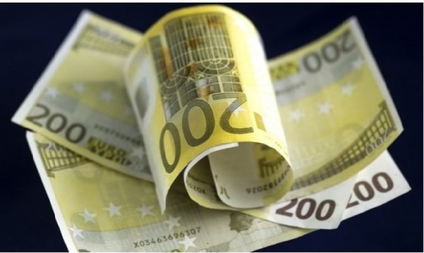 Ποια επιδόματα θα αυξηθούν μαζί με τον κατώτατο μισθό