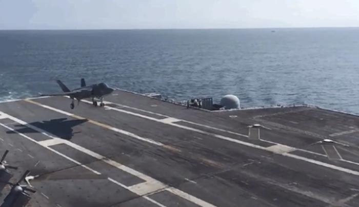Εντυπωσιακή προσνήωση F-35 σε αεροπλανοφόρο, σε slow motion - ΒΙΝΤΕΟ