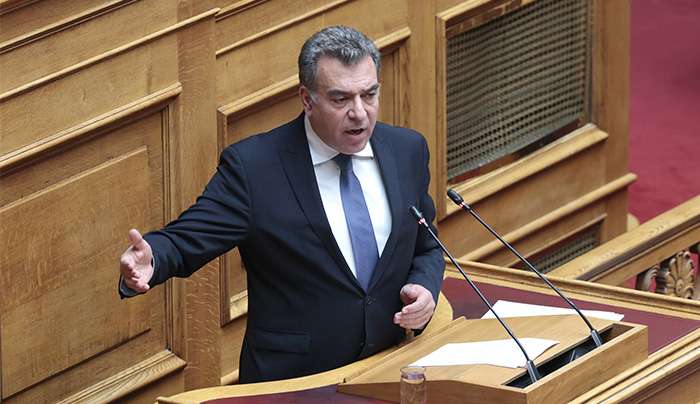 «Παρέμβαση του Μάνου Κόνσολα για να ενισχυθούν οικονομικά τα αθλητικά σωματεία των νησιών»