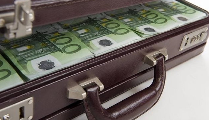 Στο φως όλη η περιουσία στο εξωτερικό - Σφίγγει ο κλοιός για όσους έχουν καταθέσεις