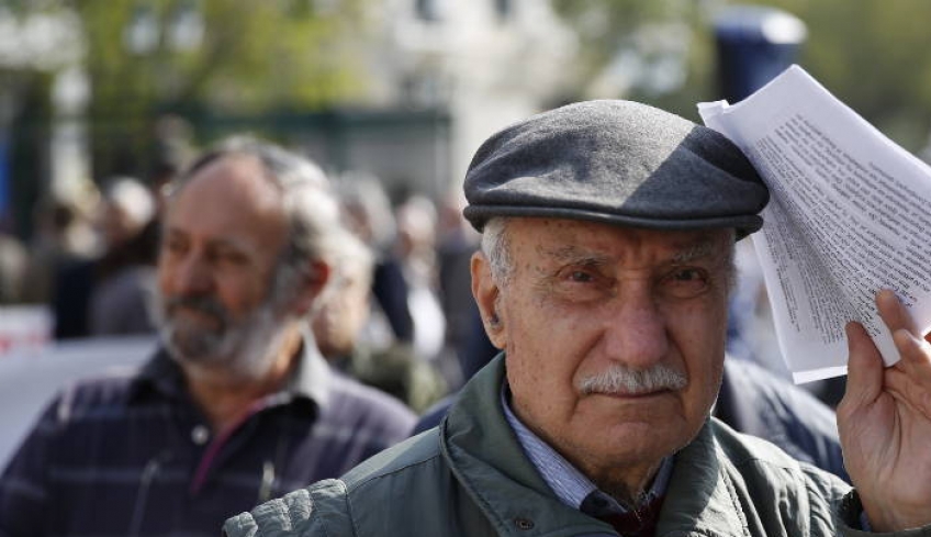 Οι αποφάσεις που ανοίγουν τον δρόμο για τα αναδρομικά στα ειδικά μισθολόγια