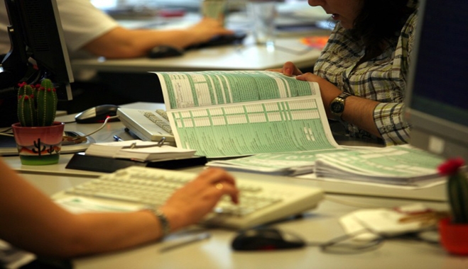 Υπερφορολόγηση: 550 εκατ. πάνω σπό το στόχο τα έσοδα του φόρου εισοδήματος
