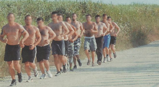 Η Χρυσή Αυγή χωρίς κουκούλες - Εκπαιδευτής των ταγμάτων εφόδων ο Κασιδιάρης