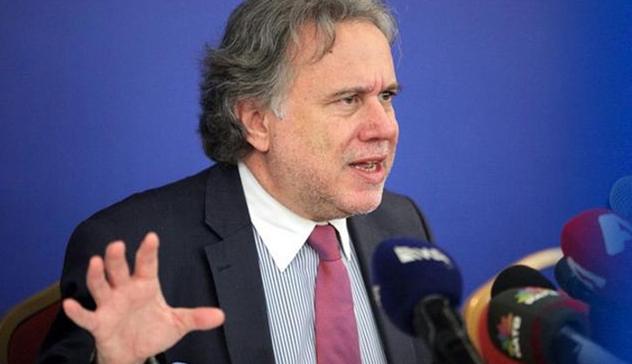 Κατρούγκαλος: Από 1/1/2017 οι αυτοαπασχολούμενοι θα πληρώνουν μόνον τις νέες εισφορές