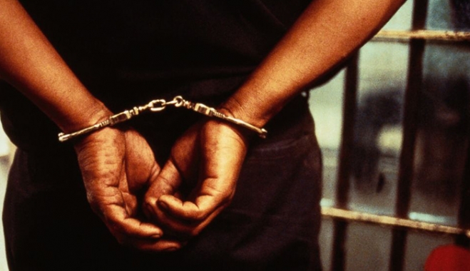 Συνελήφθη εχθές το βράδυ 29 χρόνος με μικροποσότητα ακατέργαστης κάνναβης