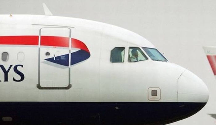 Φωτιά σε κινητήρα αεροσκάφους της British Airways!