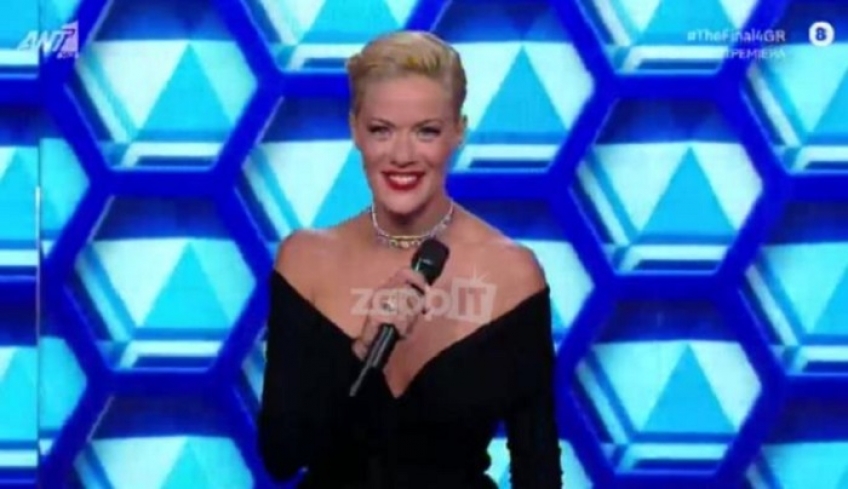 Η λαμπερή πρεμιέρα του «The Final Four» – Η εντυπωσιακή είσοδος της Ζέτας Μακρυπούλια!