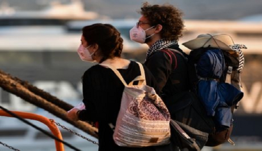 “Πράσινο διαβατήριο” για εσωτερικό τουρισμό το Πάσχα και το δίλημμα της εστίασης