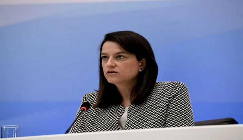 Παράταση σχολικής χρονιάς ανακοίνωσε η Κεραμέως