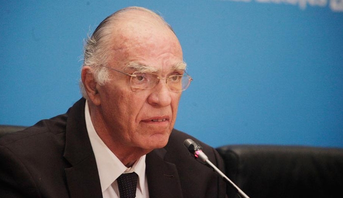Εντονο «φλερτ» της κυβέρνησης με την Ενωση Κεντρώων
